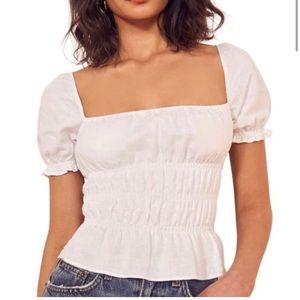 Reformation top so trendy
